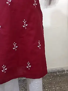 Snapshot of Alia-00 chatting on October 10, 2025, 4:00 am Alia-00 online show from October 10, 2025, 4:00 am