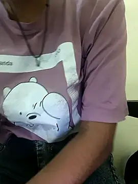 Snapshot of Alia-00 chatting on November 5, 2025, 4:01 am Alia-00 online show from November 5, 2025, 4:01 am