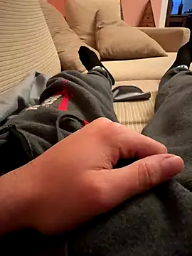 Qualepass online show from November 25, 2025, 5:24 pm