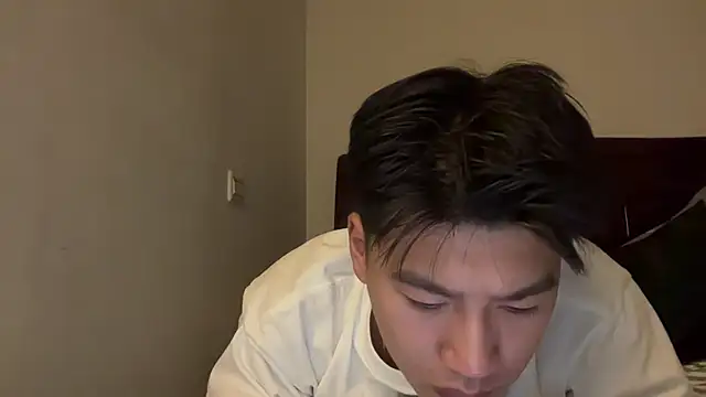 Snapshot of heywilliam chatting on October 24, 2025, 12:34 pm heywilliam online show from October 24, 2025, 12:34 pm