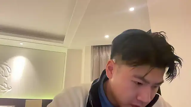 Snapshot of heywilliam chatting on February 1, 2026, 1:53 pm heywilliam online show from February 1, 2026, 1:53 pm