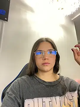 LilithAbril online show from November 23, 2025, 4:01 am