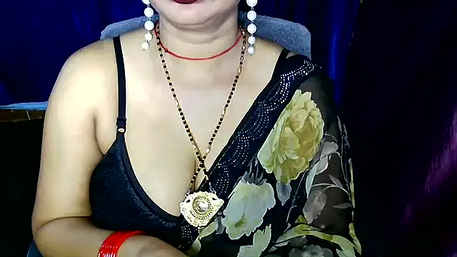 QUEEN SAKHI- online show from June 9, 2026, 8:37 am