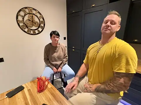 backdoorgalore4you online show from April 4, 2026, 9:01 pm