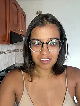 Camila Bustamante online show from March 27, 2026, 4:18 pm