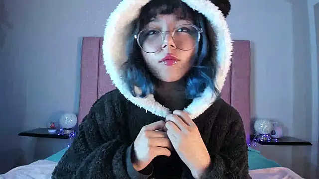 Snapshot of TerumiKitty chatting on February 3, 2026, 12:09 am TerumiKitty online show from February 3, 2026, 12:09 am