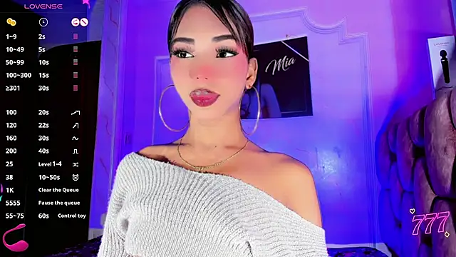 LADY-HOT-SEXY- online show from June 29, 2026, 12:06 am