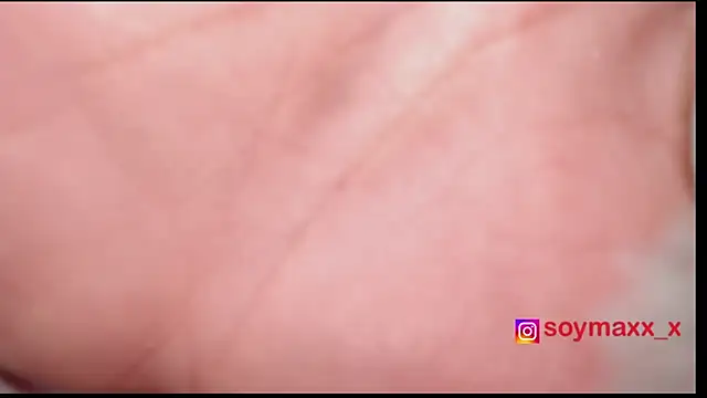 Snapshot of Max_Rain chatting on February 2, 2026, 6:50 pm Max Rain online show from February 2, 2026, 6:50 pm