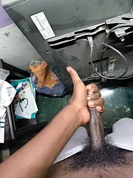 tamilnomad69 online show from October 18, 2025, 6:08 pm