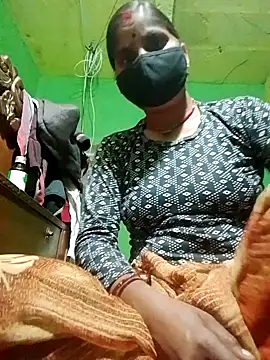 Snapshot of Suhani_cuty chatting on November 6, 2025, 3:46 pm Suhani cuty online show from November 6, 2025, 3:46 pm