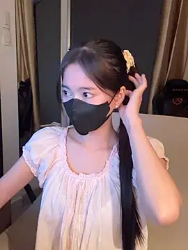  Meimeibaby  online show from April 8, 2026, 10:26 am