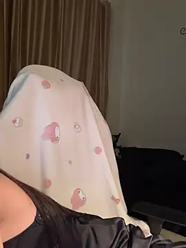  Meimeibaby  online show from April 15, 2026, 10:55 am