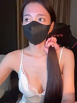  Meimeibaby  online show from June 4, 2026, 10:43 am
