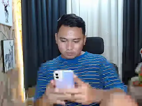 BicuriousExploer online show from November 12, 2025, 2:39 pm