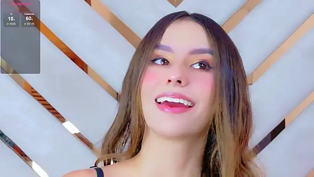 Snapshot of Sarah-Grace chatting on July 2, 2026, 12:43 am Sarah-Grace online show from July 2, 2026, 12:43 am