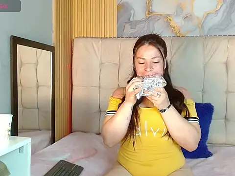 Snapshot of miadoll303av chatting on October 16, 2025, 1:12 pm miadoll303av online show from October 16, 2025, 1:12 pm