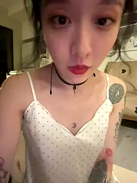 Snapshot of Etherealcat33 chatting on November 25, 2025, 7:58 pm Etherealcat33 online show from November 25, 2025, 7:58 pm