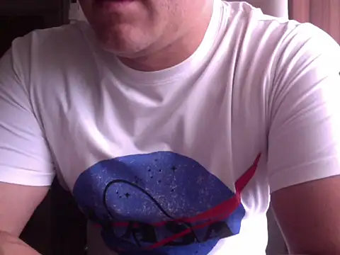 zeusmasterhorny online show from October 24, 2025, 4:47 pm