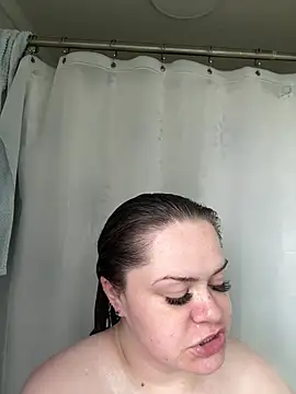 Snapshot of mommyxxmilkerxx chatting on April 20, 2026, 7:04 pm mommyxxmilkerxx online show from April 20, 2026, 7:04 pm