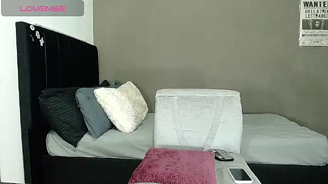 Matteo12  online show from March 27, 2026, 2:39 am