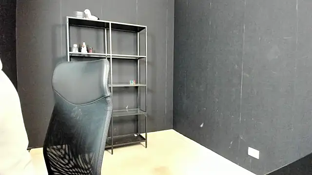 Snapshot of FelixStarkk chatting on May 2, 2026, 4:50 am FelixStarkk online show from May 2, 2026, 4:50 am