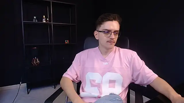Snapshot of FelixStarkk chatting on May 24, 2026, 7:02 am FelixStarkk online show from May 24, 2026, 7:02 am