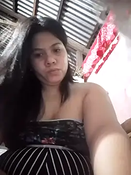 Snapshot of phoenix_1994 chatting on April 9, 2026, 9:09 pm phoenix 1994 online show from April 9, 2026, 9:09 pm