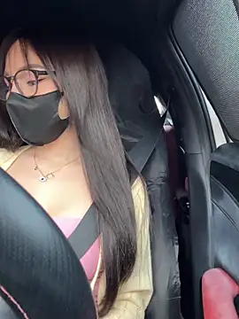 Snapshot of Linh_2004 chatting on September 17, 2025, 7:43 am Linh 2004 online show from September 17, 2025, 7:43 am