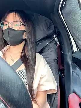 Snapshot of Linh_2004 chatting on September 28, 2025, 5:46 am Linh 2004 online show from September 28, 2025, 5:46 am