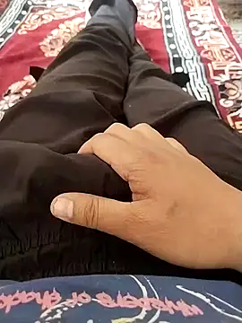 Snapshot of zorhotty chatting on November 23, 2025, 8:25 am zorhotty online show from November 23, 2025, 8:25 am