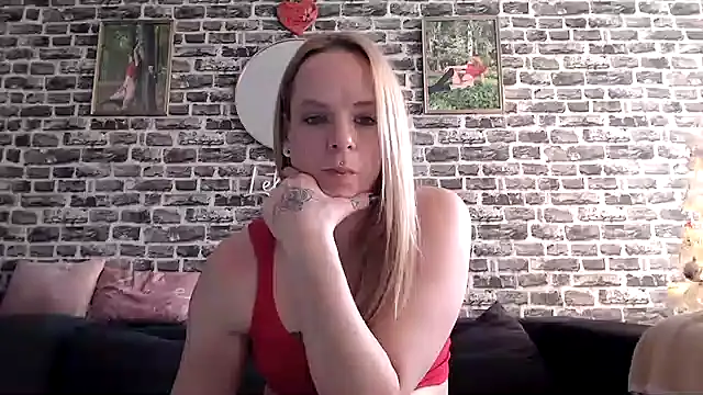 SexyMilf 37 online show from December 15, 2025, 11:36 am