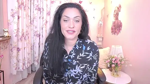 Snapshot of MyLovOne chatting on March 30, 2026, 10:49 am MyLovOne online show from March 30, 2026, 10:49 am