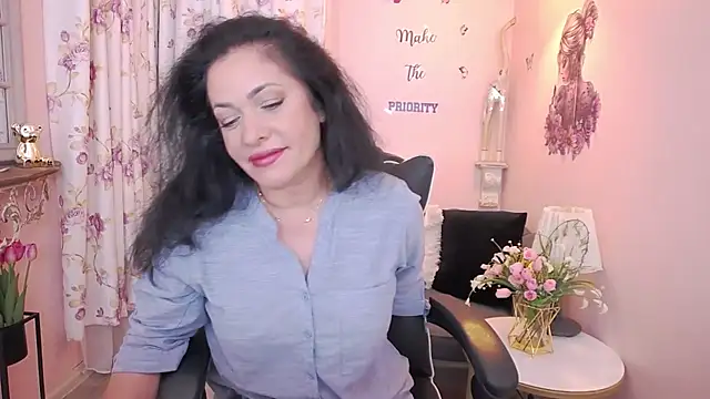 MyLovOne online show from June 7, 2026, 9:24 am