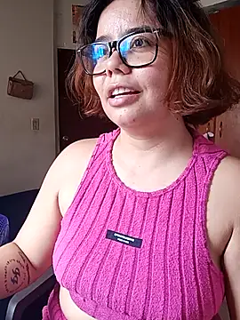 Snapshot of saenz_eymi chatting on February 7, 2026, 4:54 pm saenz eymi online show from February 7, 2026, 4:54 pm