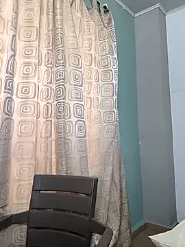 Snapshot of saenz_eymi chatting on May 7, 2026, 5:07 pm saenz eymi online show from May 7, 2026, 5:07 pm