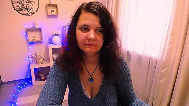 TwoBigSuns online show from July 10, 2026, 7:23 am