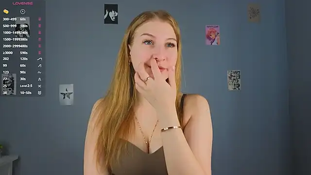 LorettaGladman online show from October 12, 2025, 4:33 am