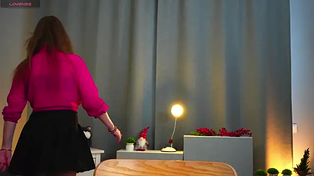 Snapshot of LorettaGladman chatting on April 11, 2026, 4:06 am LorettaGladman online show from April 11, 2026, 4:06 am