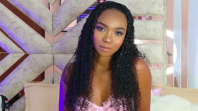 Tessa Owenss online show from April 23, 2026, 11:18 pm