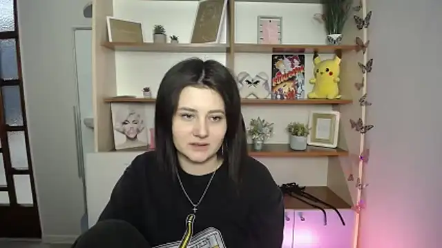 Katrin kiss  online show from March 27, 2026, 1:22 pm