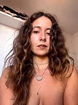 Snapshot of Griegadelfuego chatting on November 23, 2025, 9:47 pm Griegadelfuego online show from November 23, 2025, 9:47 pm