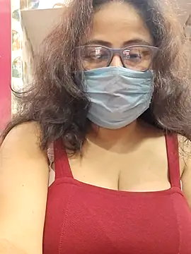 nisha 1110 online show from September 14, 2025, 6:18 pm