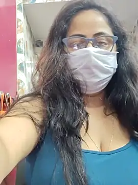 nisha 1110 online show from March 20, 2026, 2:44 pm