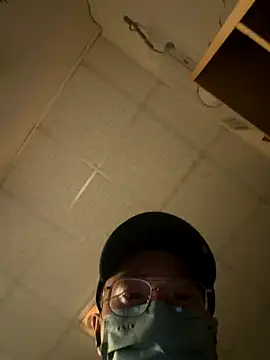 Snapshot of Rmangotw chatting on October 14, 2025, 1:12 pm Rmangotw online show from October 14, 2025, 1:12 pm