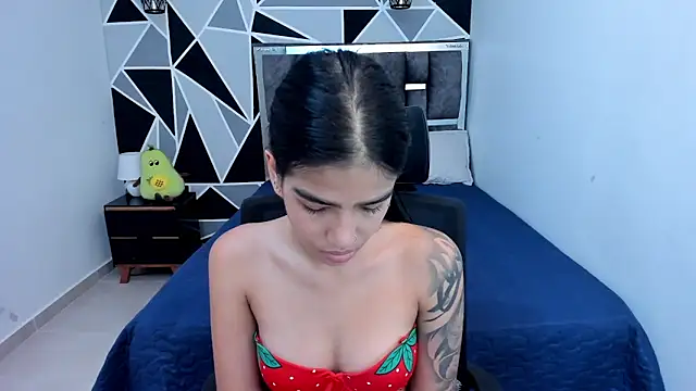 valeria-duarte online show from April 1, 2026, 2:14 pm