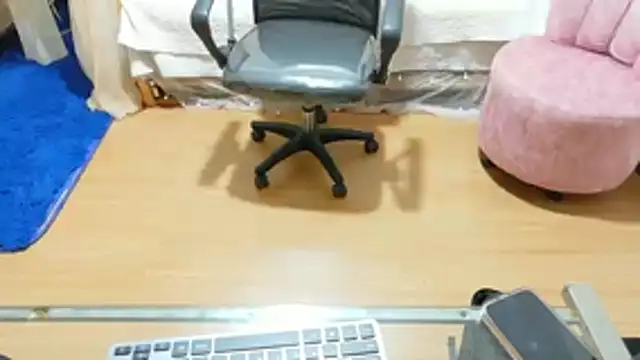 valeria-duarte online show from July 22, 2026, 2:14 am
