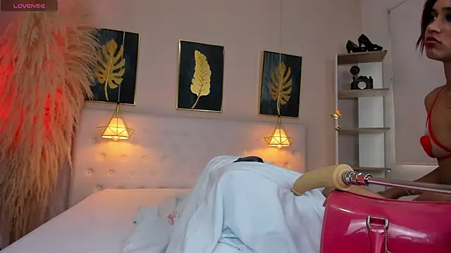 Snapshot of Cinnamon_Star chatting on December 19, 2025, 12:12 pm Cinnamon Star online show from December 19, 2025, 12:12 pm