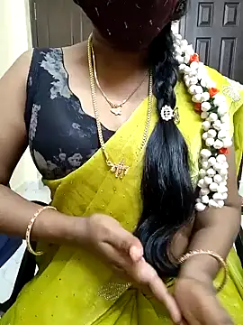 Snapshot of lolida69thamil chatting on August 3, 2026, 2:21 am lolida69thamil online show from August 3, 2026, 2:21 am
