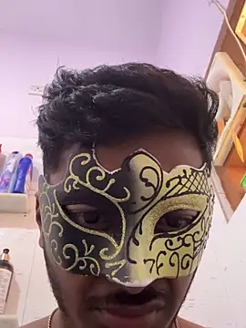 VVcouple online show from September 13, 2025, 4:01 am