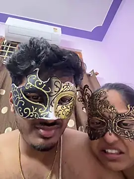 VVcouple online show from November 11, 2025, 6:08 pm